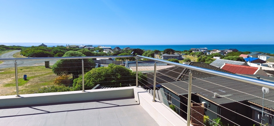 4 Bedroom Property for Sale in Witsand Western Cape
